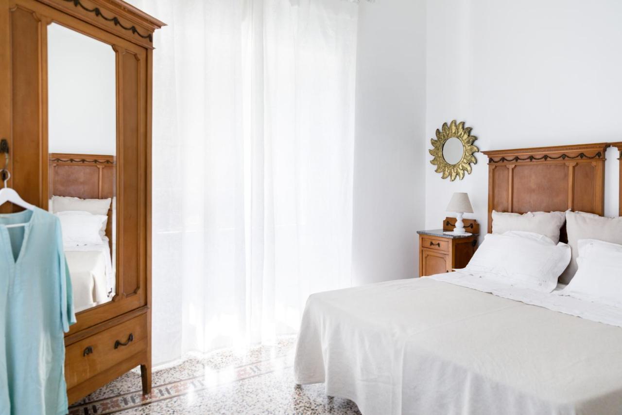 Marina Appartement San Bartolomeo Al Mare Buitenkant foto