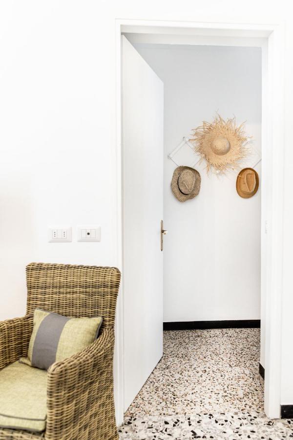 Marina Appartement San Bartolomeo Al Mare Buitenkant foto